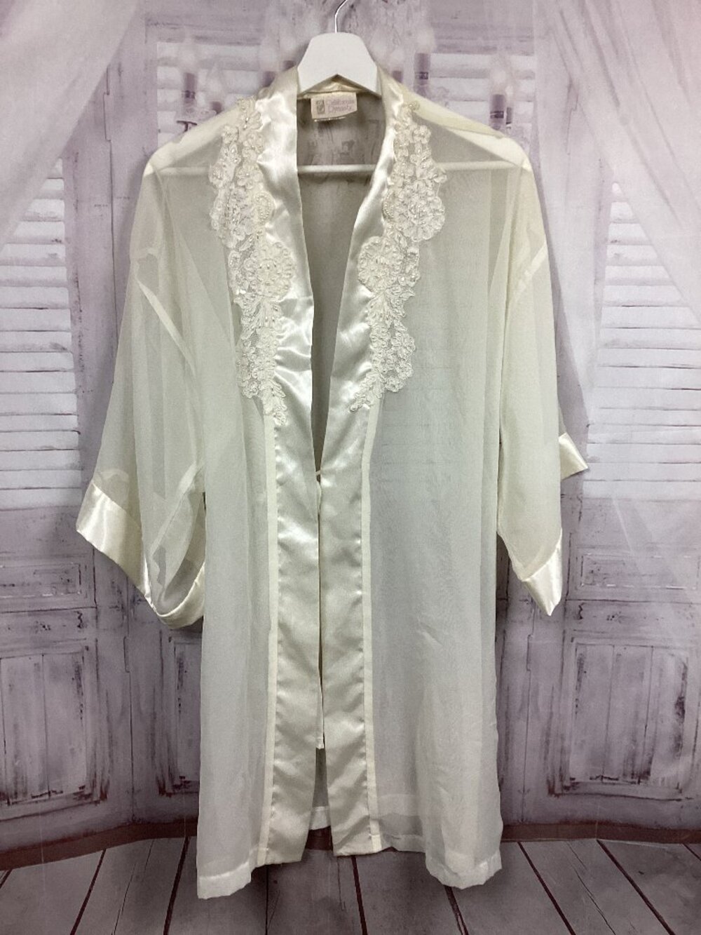 Vintage California Dynasty Sheer Robe Ivory Pearl Bridal No Belt M